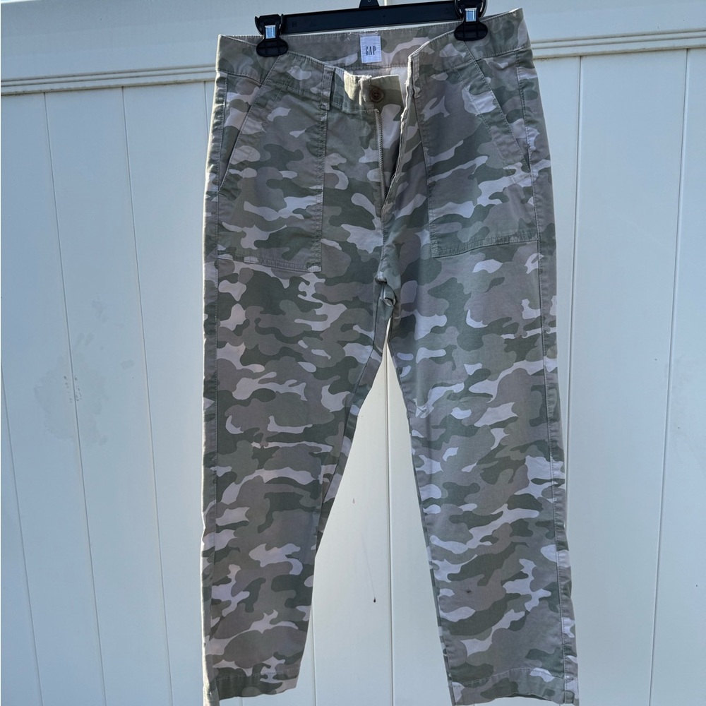 GAP Green Camouflage Cargo Pants